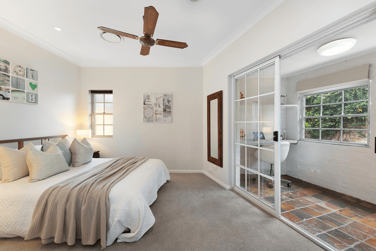 33B Eastern Arterial Road, ST IVES, NSW 2075