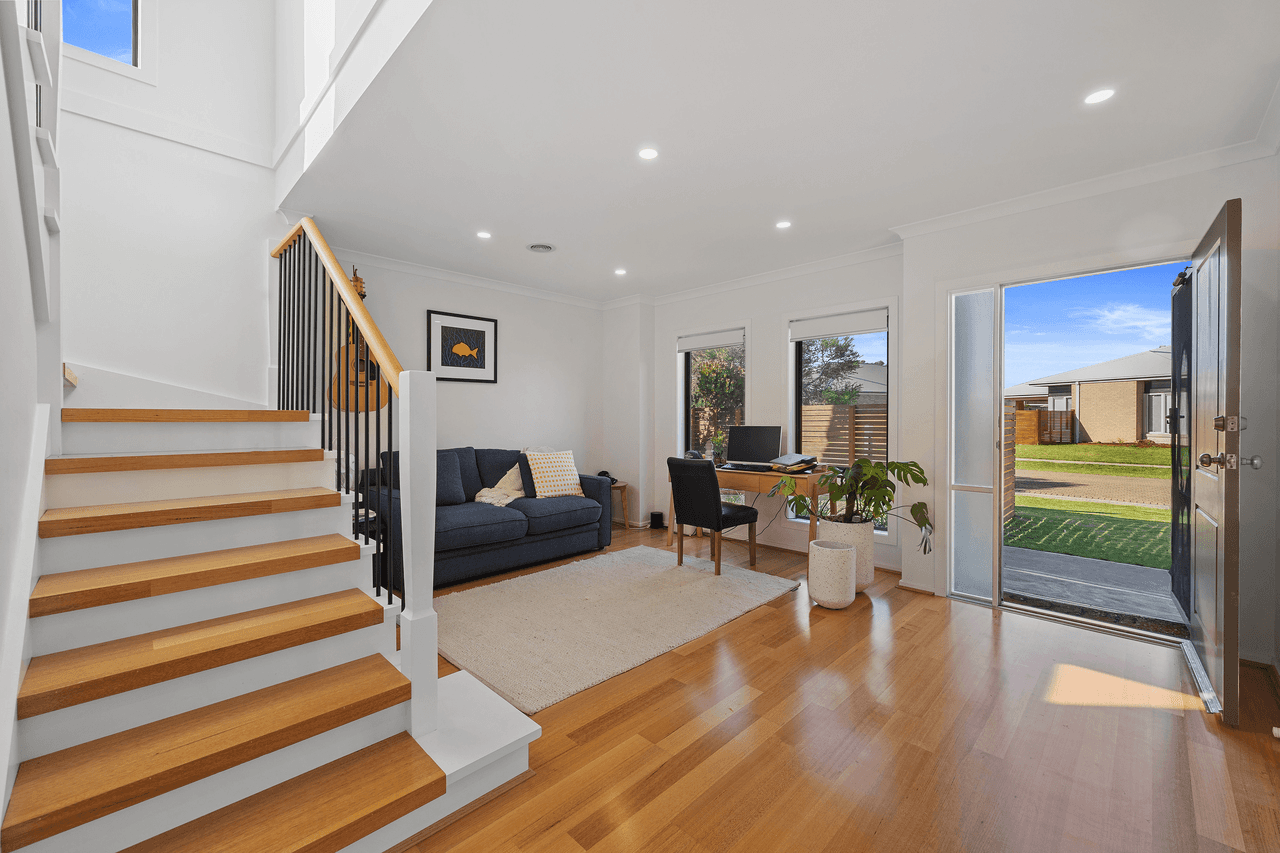 37 Paperbark Place, INVERLOCH, VIC 3996