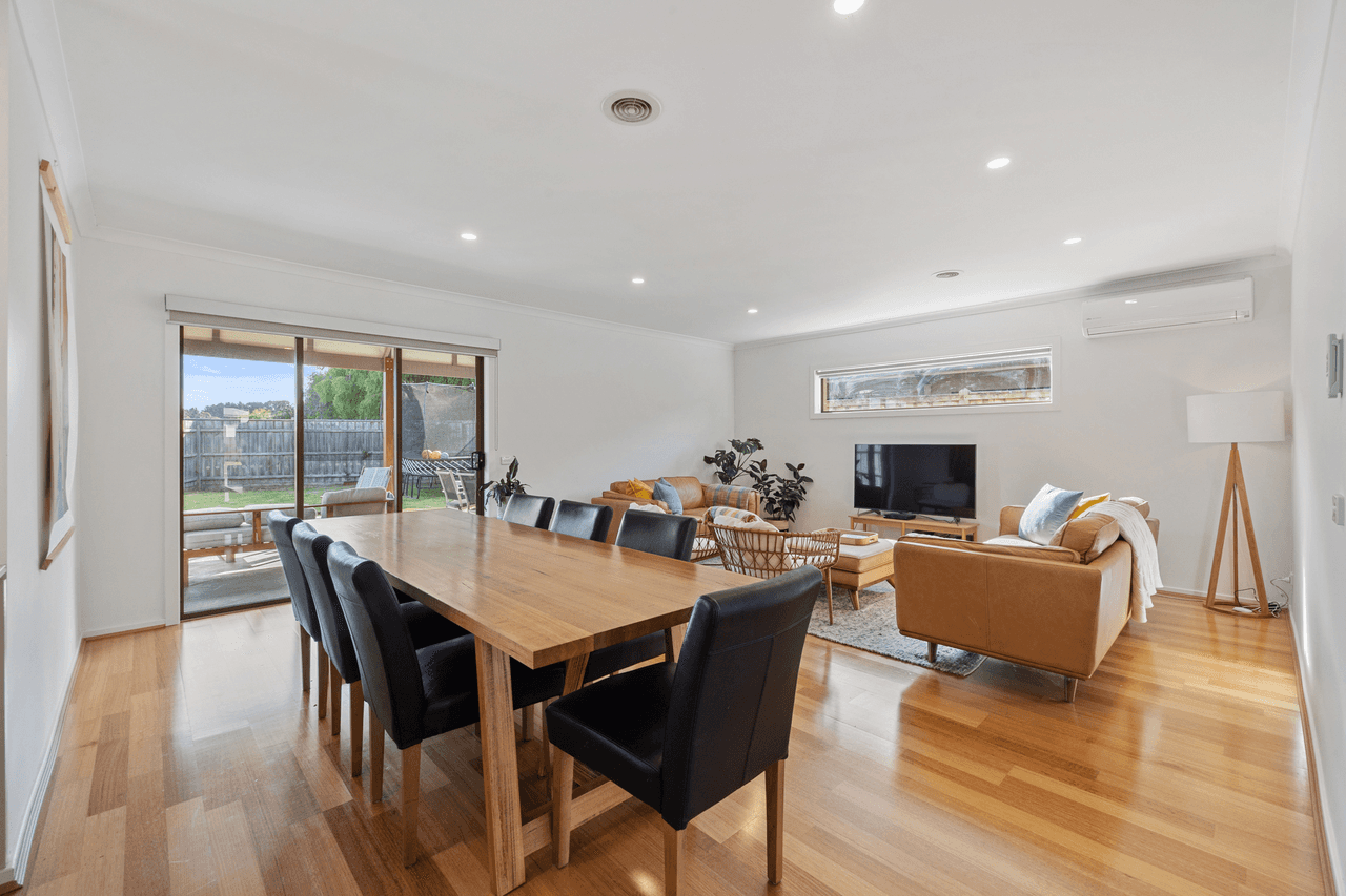 37 Paperbark Place, INVERLOCH, VIC 3996