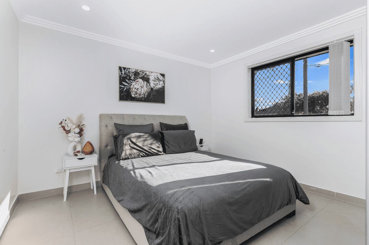 21 Angus Crescent, YAGOONA, NSW 2199