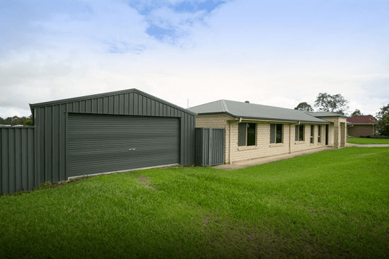 1-3 Crestridge Cres, MORAYFIELD, QLD 4506