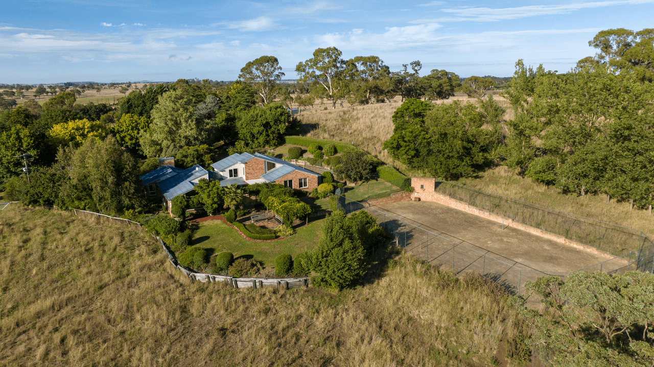 "Cherrywood" 240 Bundarra Road, ARMIDALE, NSW 2350