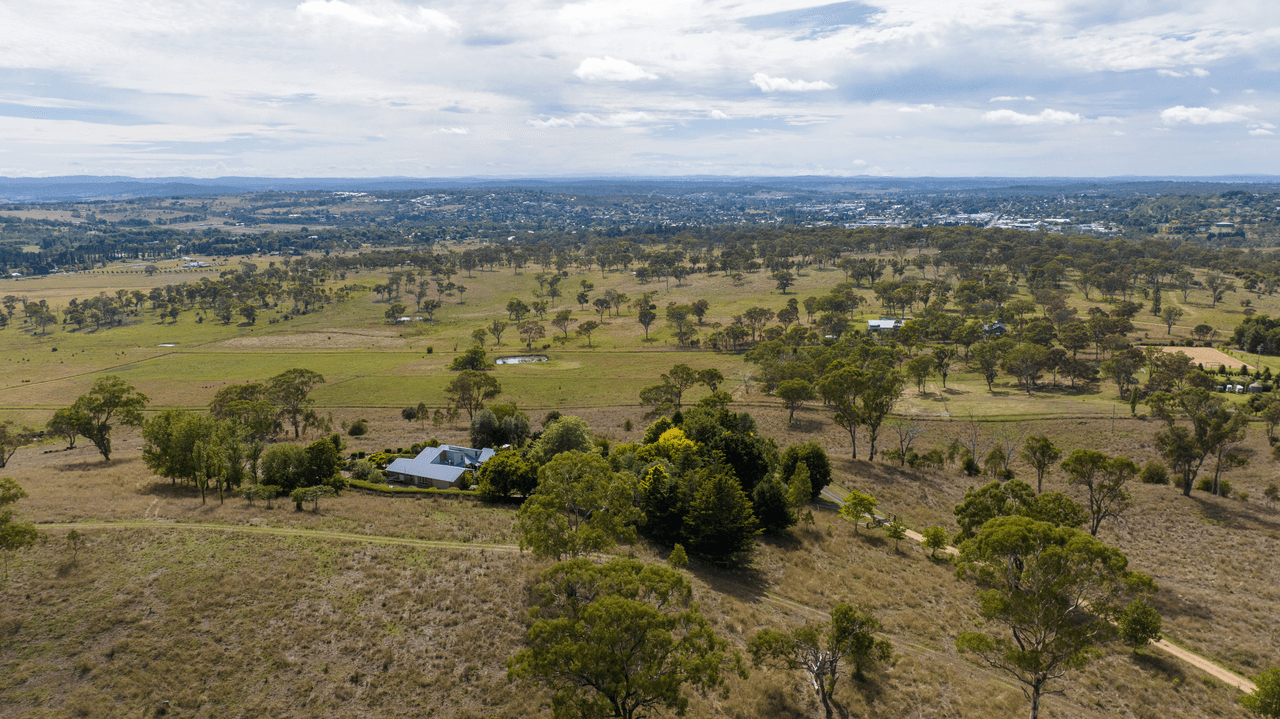 "Cherrywood" 240 Bundarra Road, ARMIDALE, NSW 2350