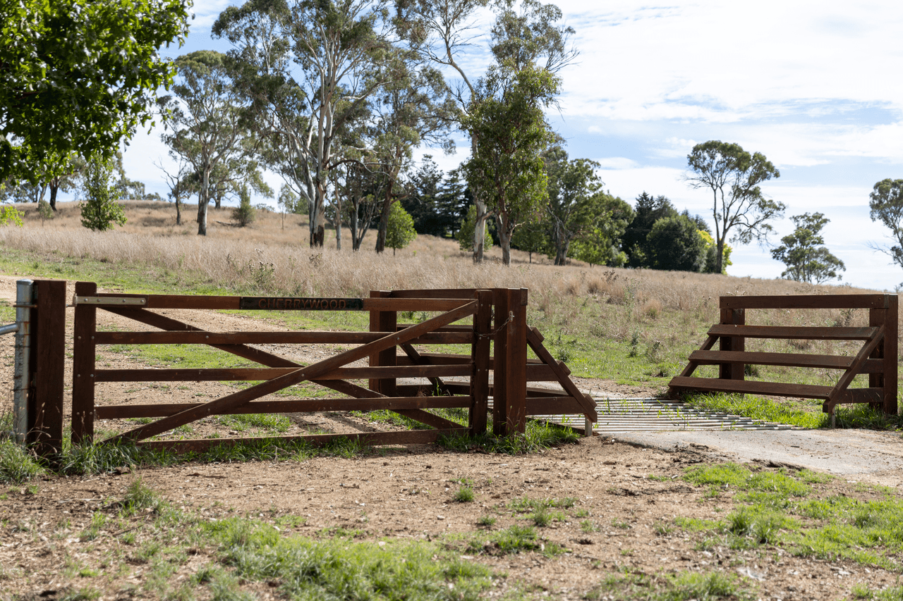 "Cherrywood" 240 Bundarra Road, ARMIDALE, NSW 2350