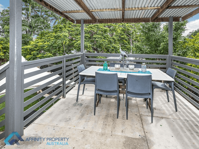 85 Dohles Rocks Road, KALLANGUR, QLD 4503