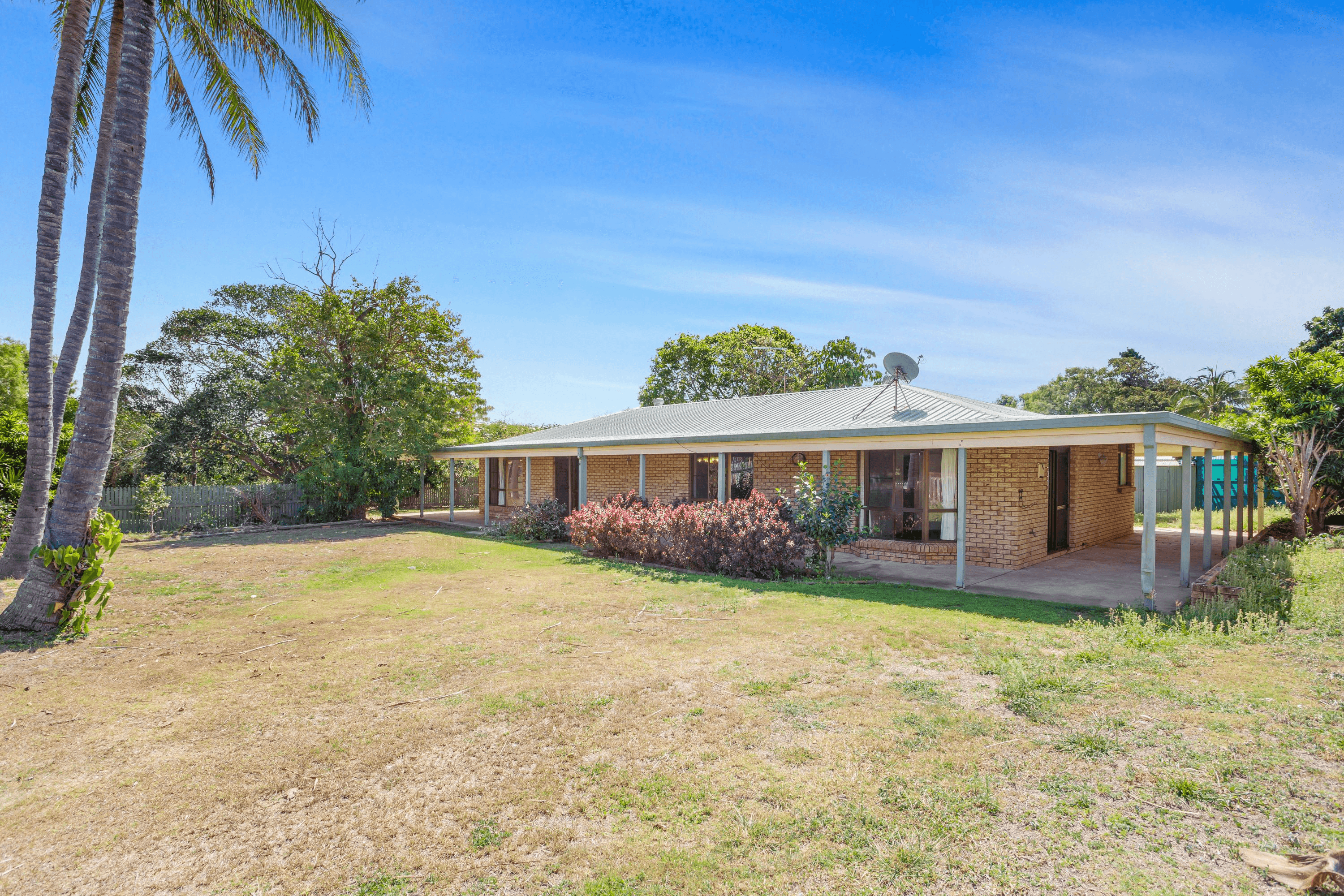 5 Hitchcock Lane, KEPPEL SANDS, QLD 4702