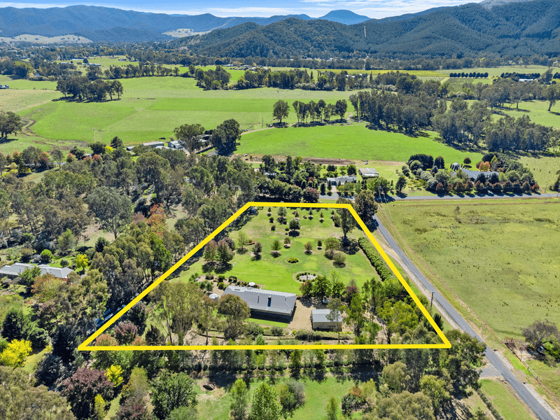 14 Longos Lane,, MYRTLEFORD, VIC 3737