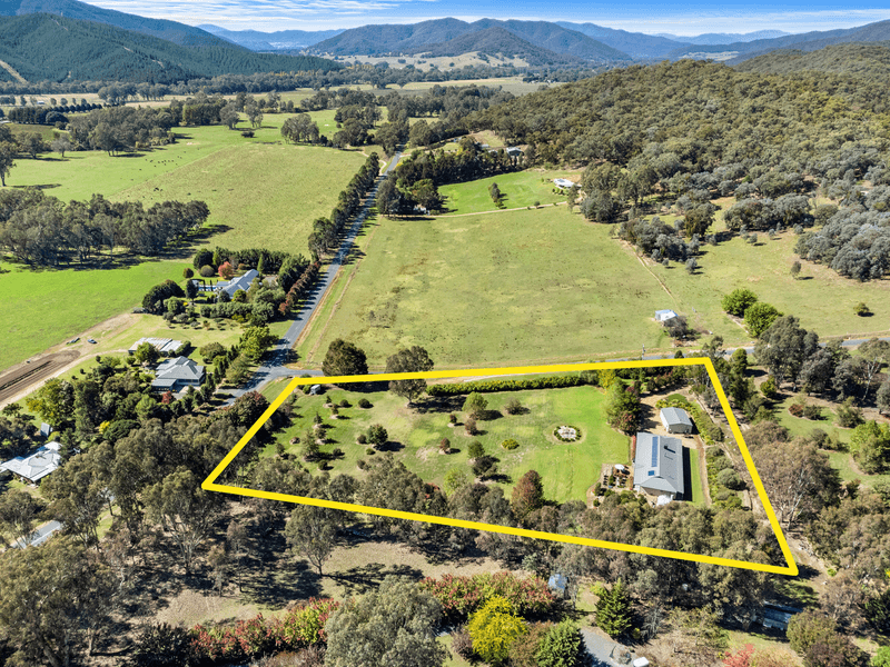 14 Longos Lane,, MYRTLEFORD, VIC 3737