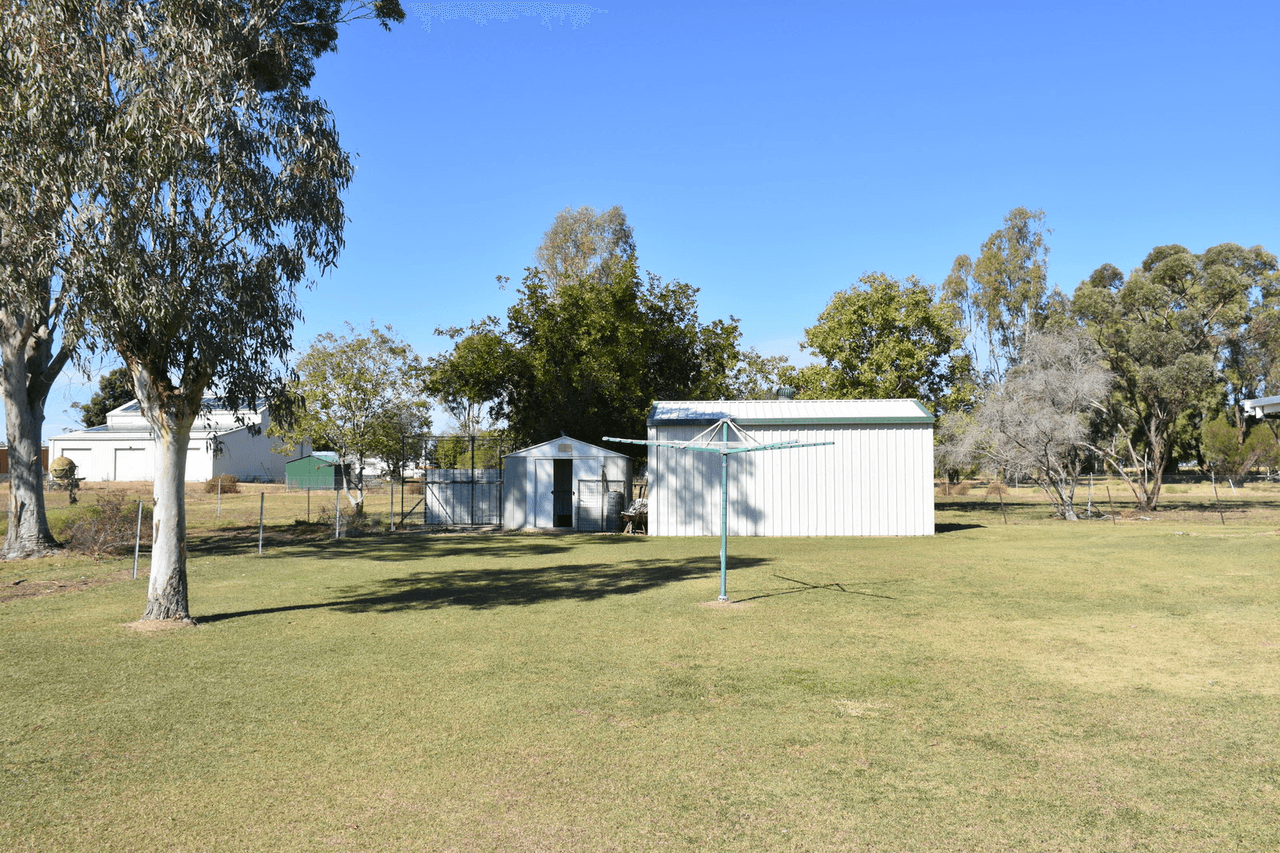 33 Terry Hie Hie Road, MOREE, NSW 2400