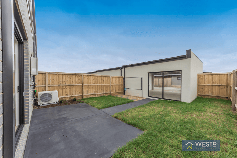 61 Murphy Street, POINT COOK, VIC 3030