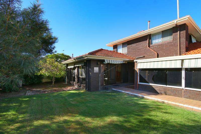 10 Duggan Court, KARDINYA, WA 6163
