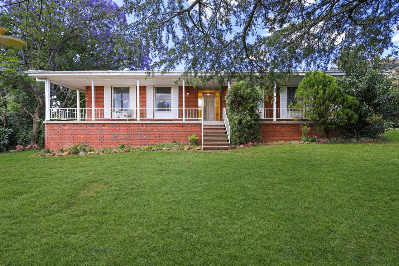 6 Ashburton Street, TAMWORTH, NSW 2340