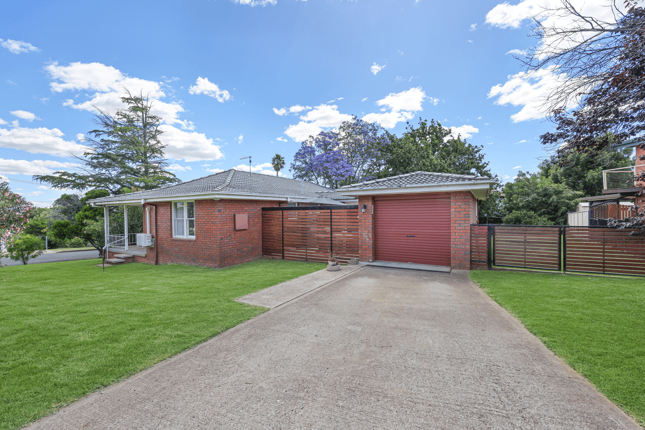 6 Ashburton Street, TAMWORTH, NSW 2340