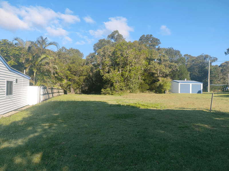 5 West Street, RUSSELL ISLAND, QLD 4184