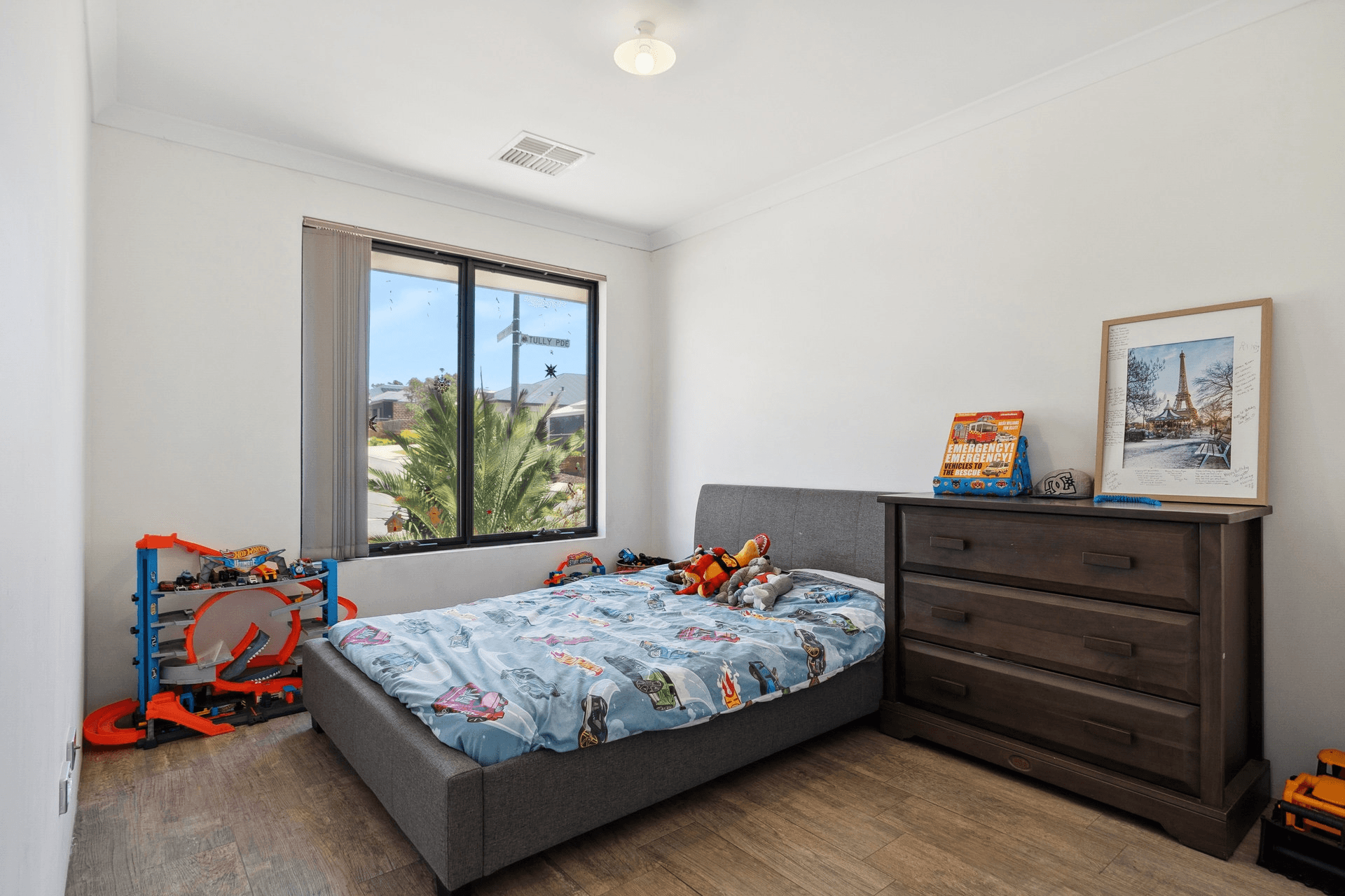 37 Tully Parade, Ellenbrook, WA 6069