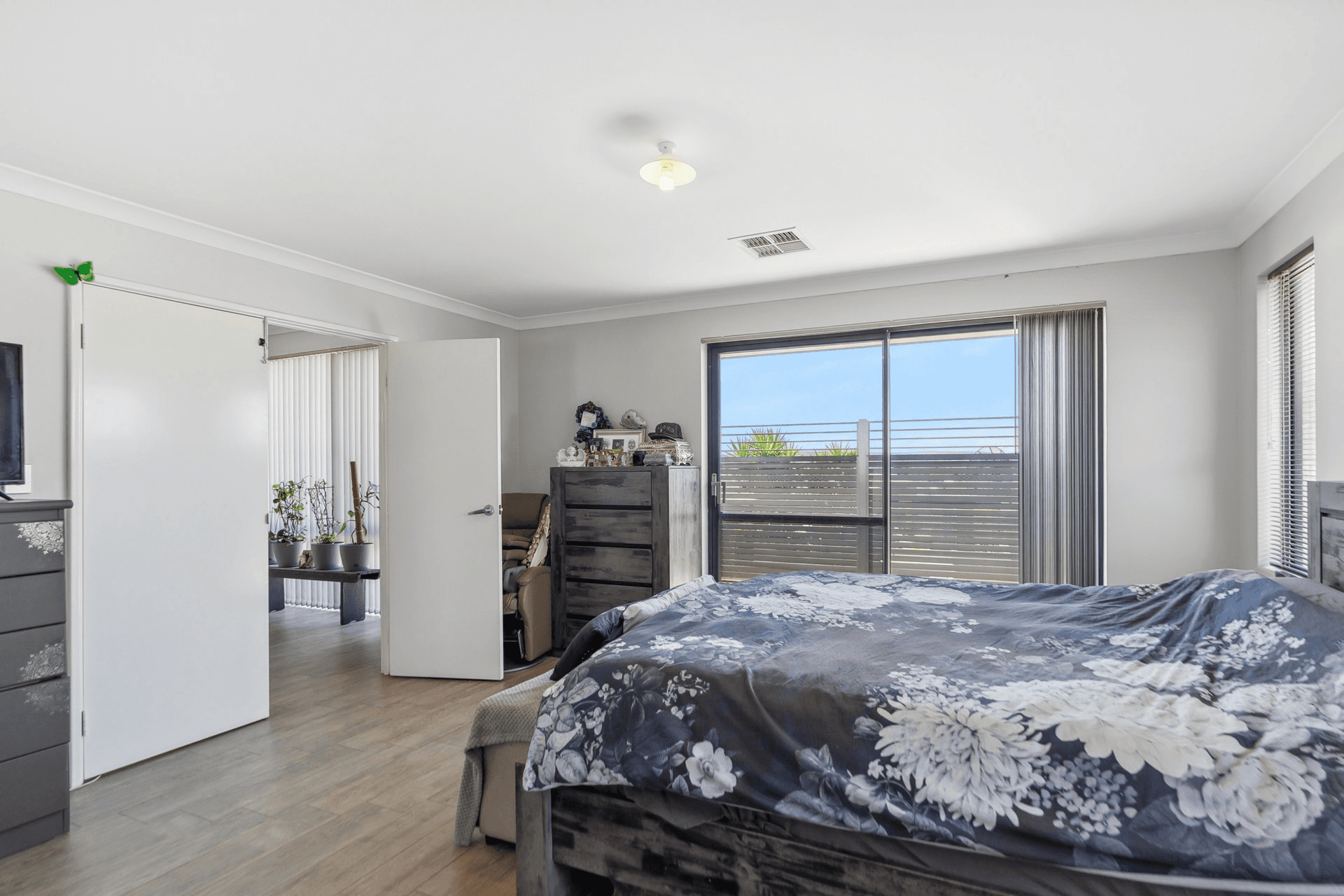 37 Tully Parade, Ellenbrook, WA 6069