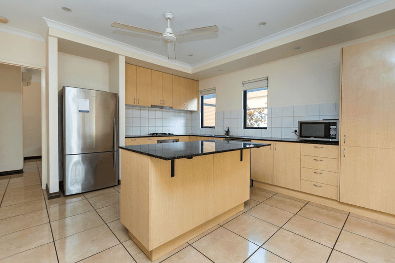 5/8 Seko Place, CABLE BEACH, WA 6726