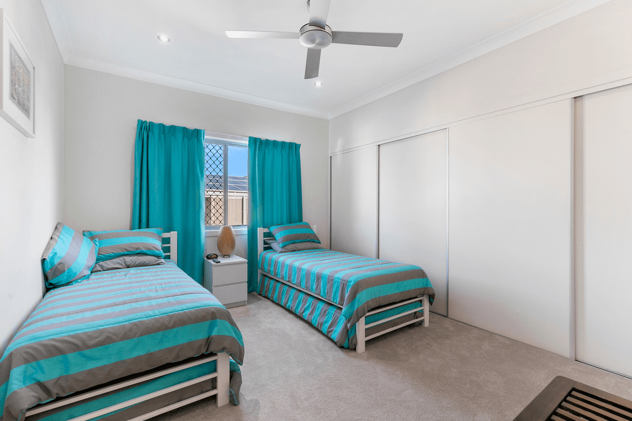 11/6-8 Boat Street, VICTORIA POINT, QLD 4165