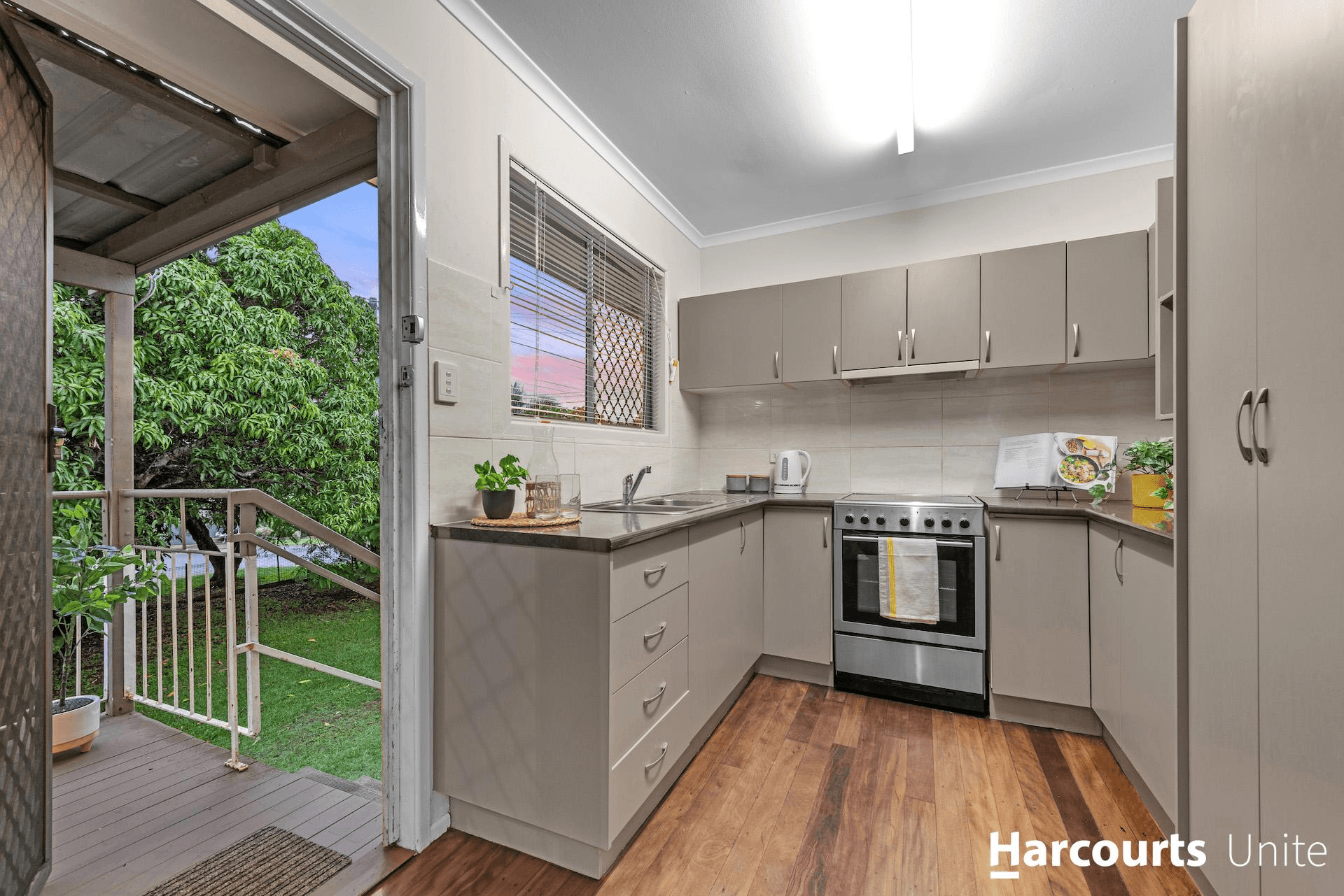 25 Loowa Street, KALLANGUR, QLD 4503