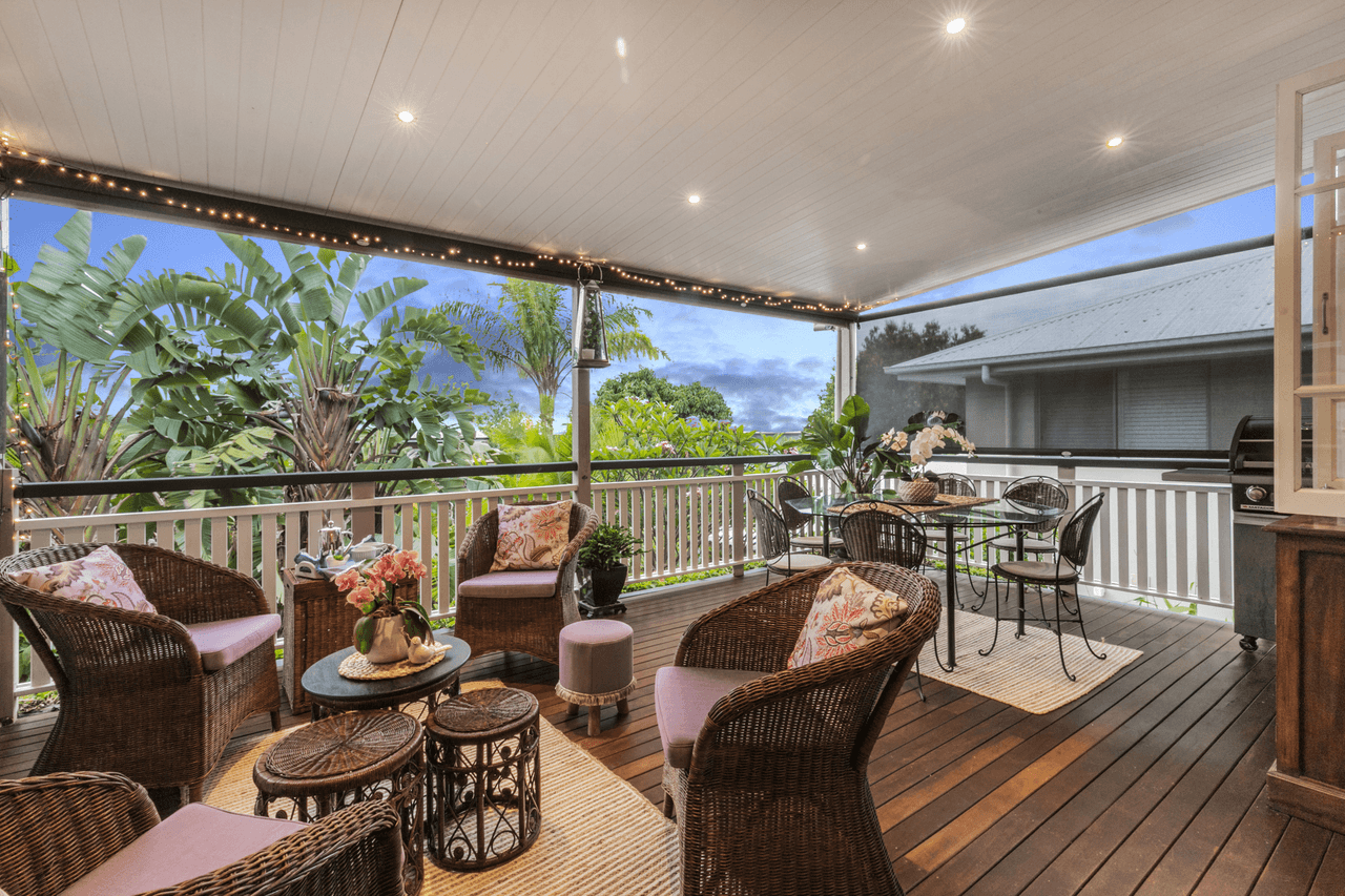 15 Kenilworth Street, SHERWOOD, QLD 4075