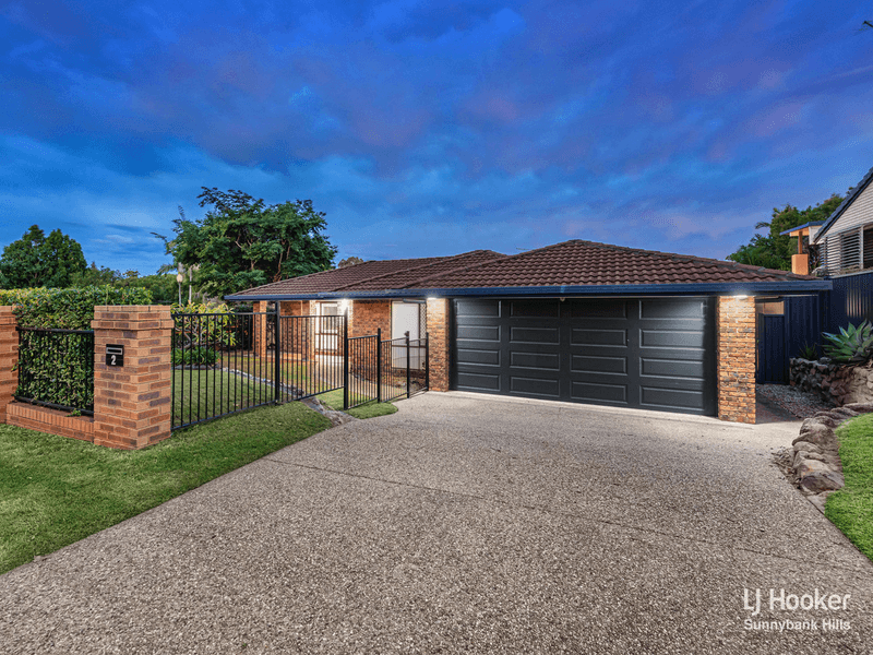 2 Harvey Place, WISHART, QLD 4122