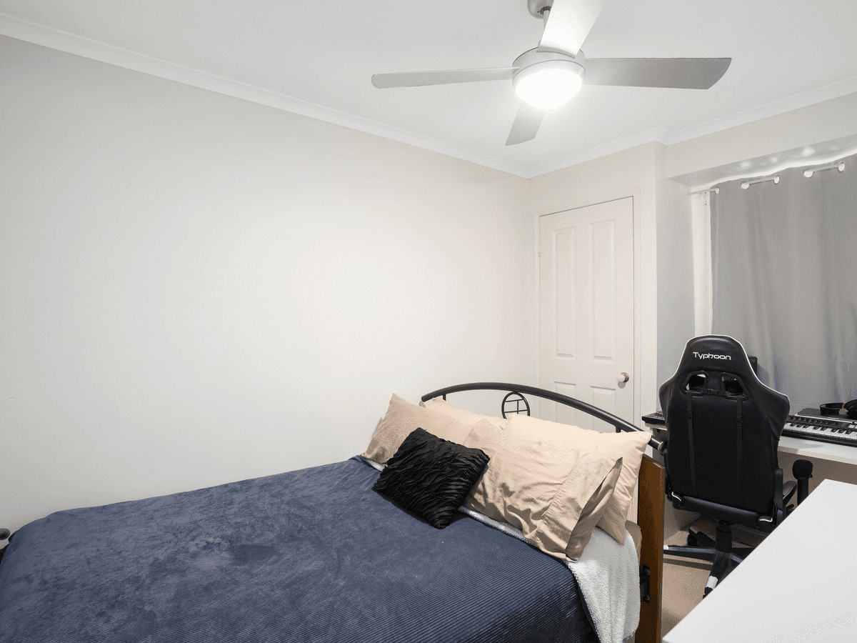 22 Edgehill Drive, NERANG, qld 4211