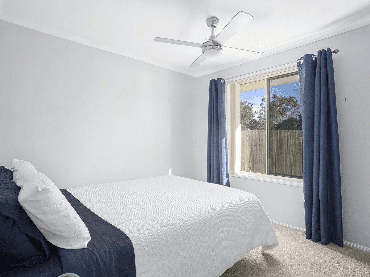 22 Edgehill Drive, NERANG, qld 4211