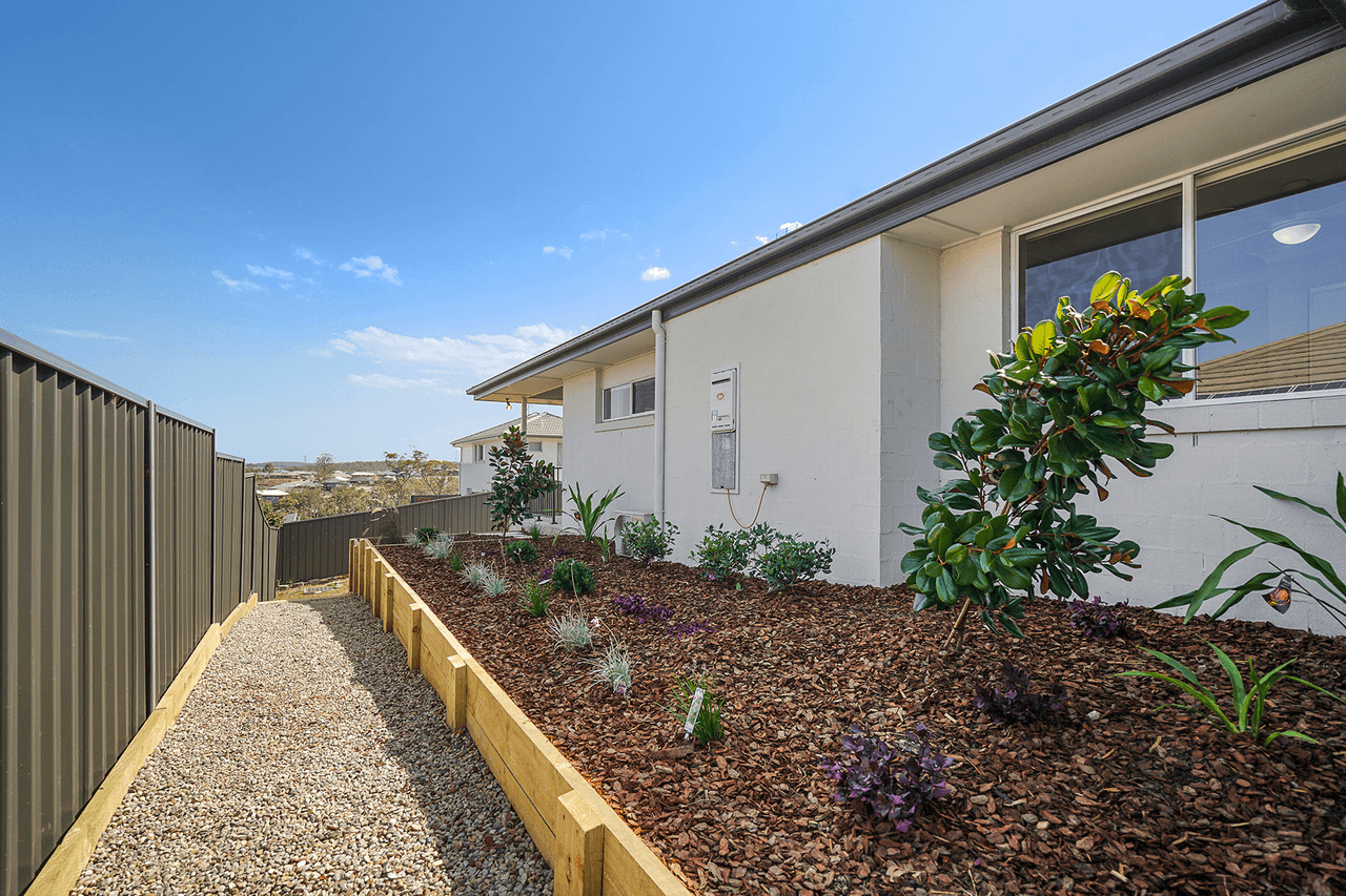 19 Tenyo Street, Cameron Park, NSW 2285