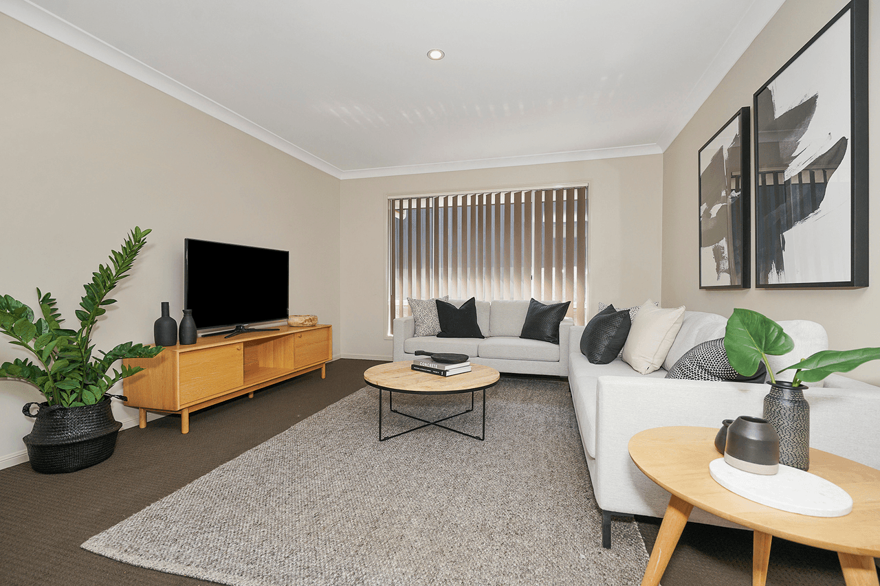 19 Tenyo Street, Cameron Park, NSW 2285