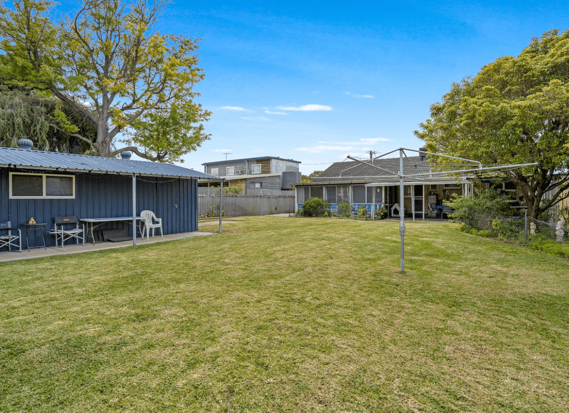 15 Light St, Shoalwater, WA 6169