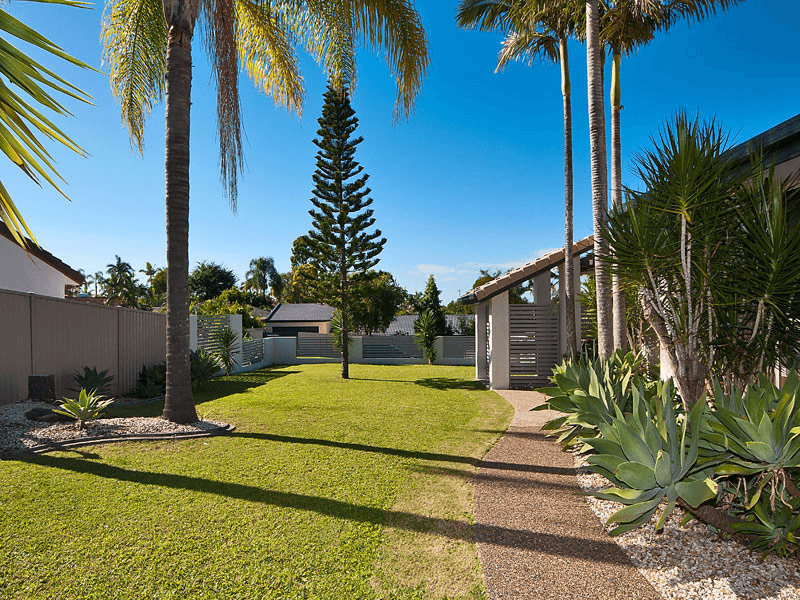 33 Hickey Way, Carrara, QLD 4211