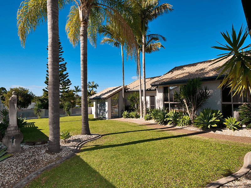 33 Hickey Way, Carrara, QLD 4211