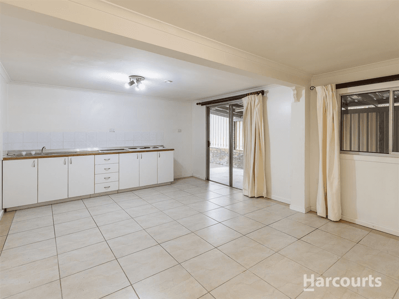 8 Gloucester Crescent, Bray Park, QLD 4500