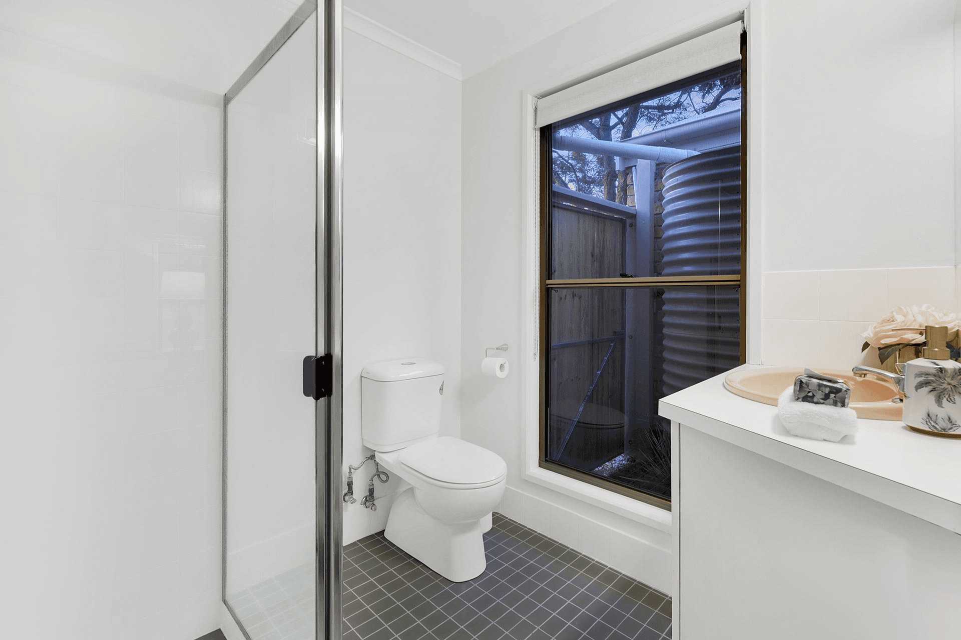 5 Bodmin Place, CHAPEL HILL, QLD 4069