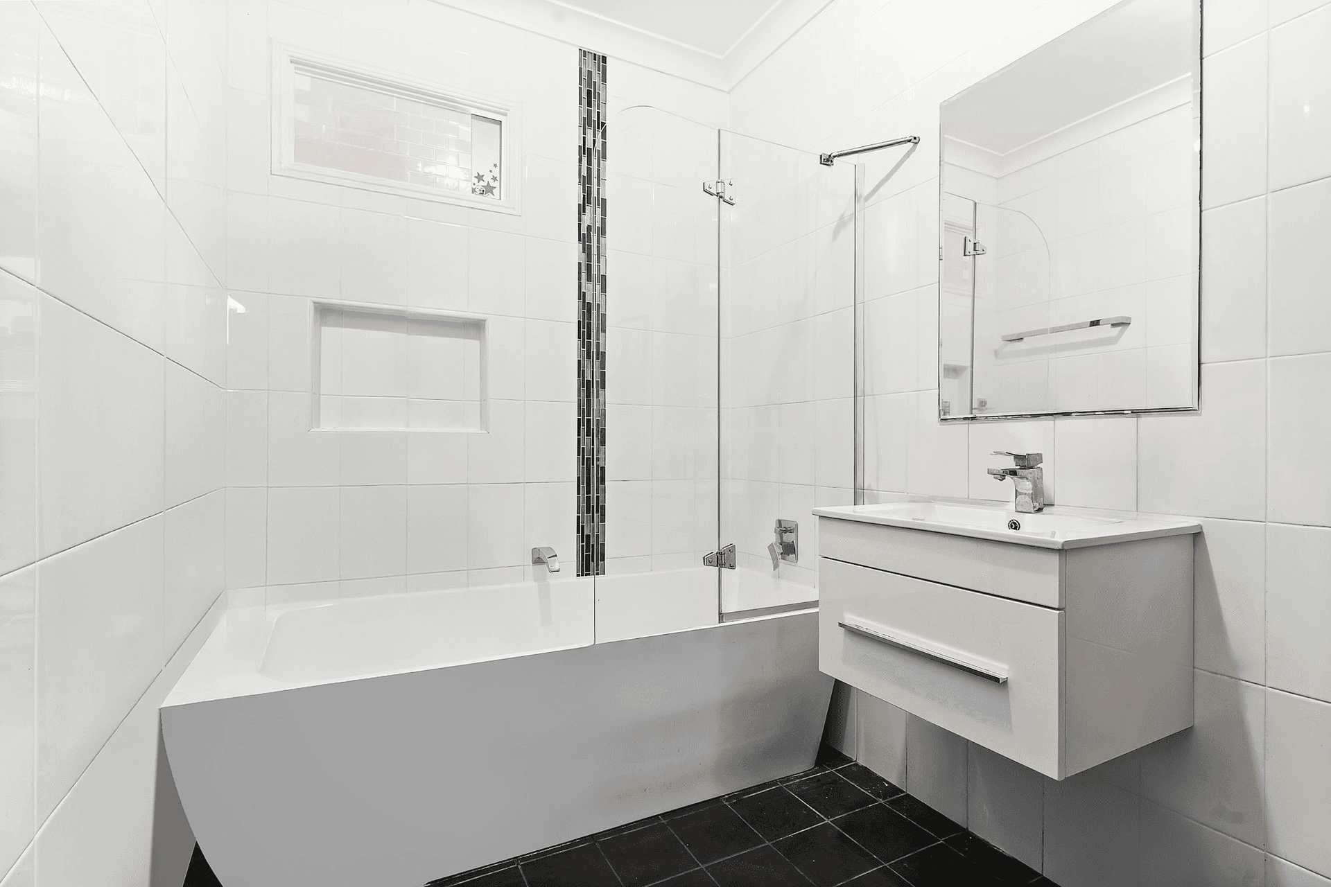 82 The Corso, Gorokan, NSW 2263