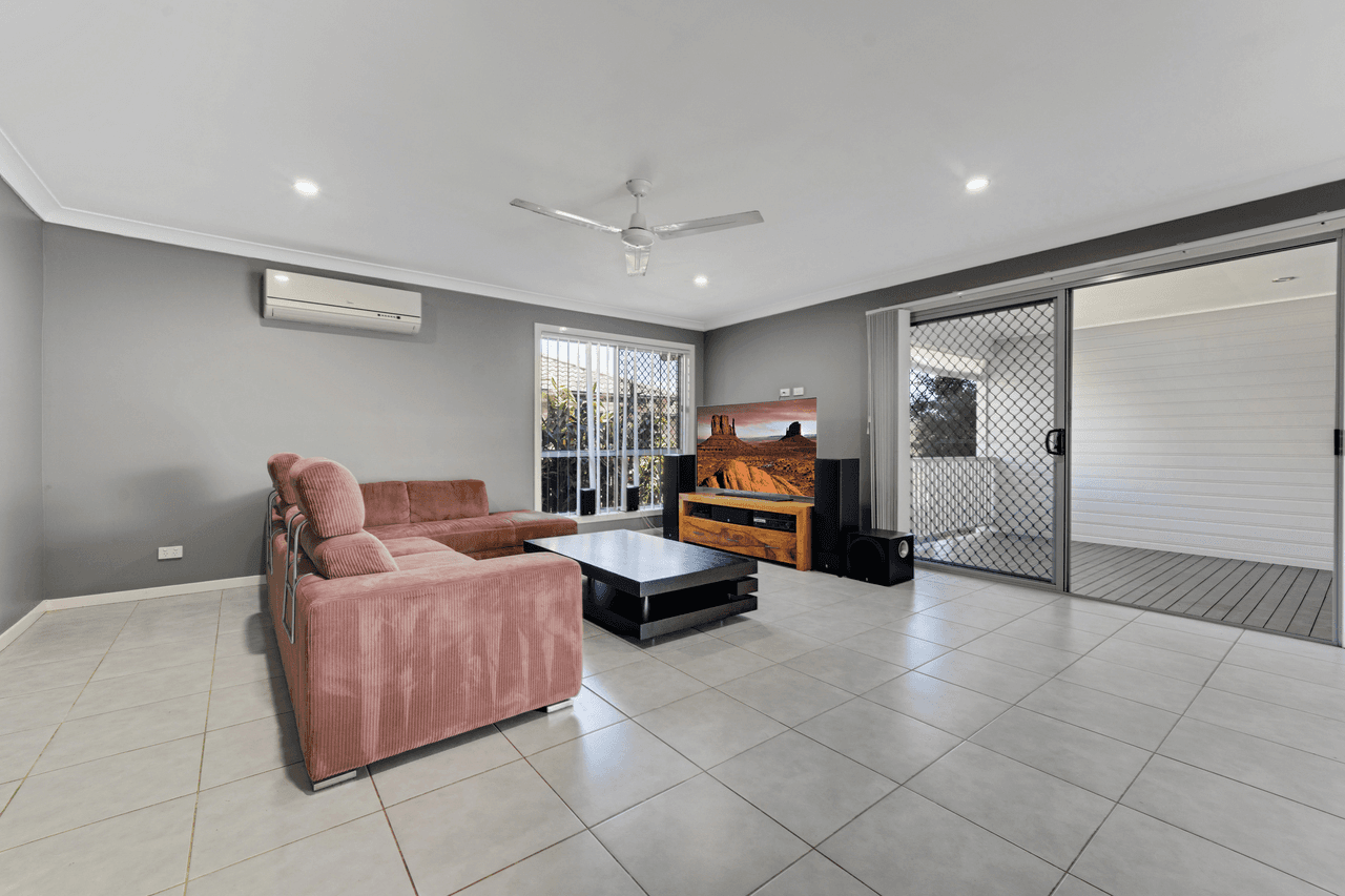 48 Outlook Drive, WATERFORD, QLD 4133