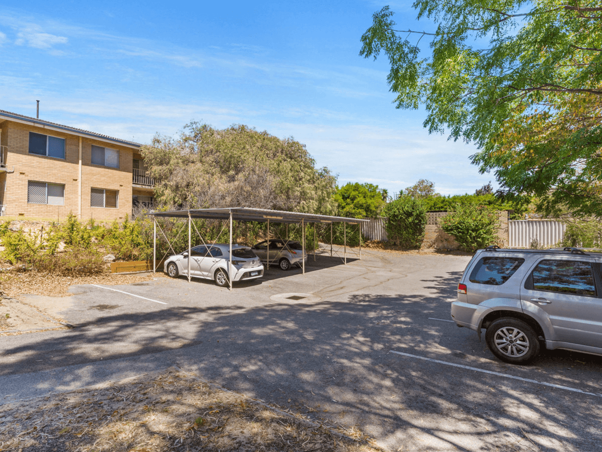 4/5 Hillside Crescent, MAYLANDS, WA 6051