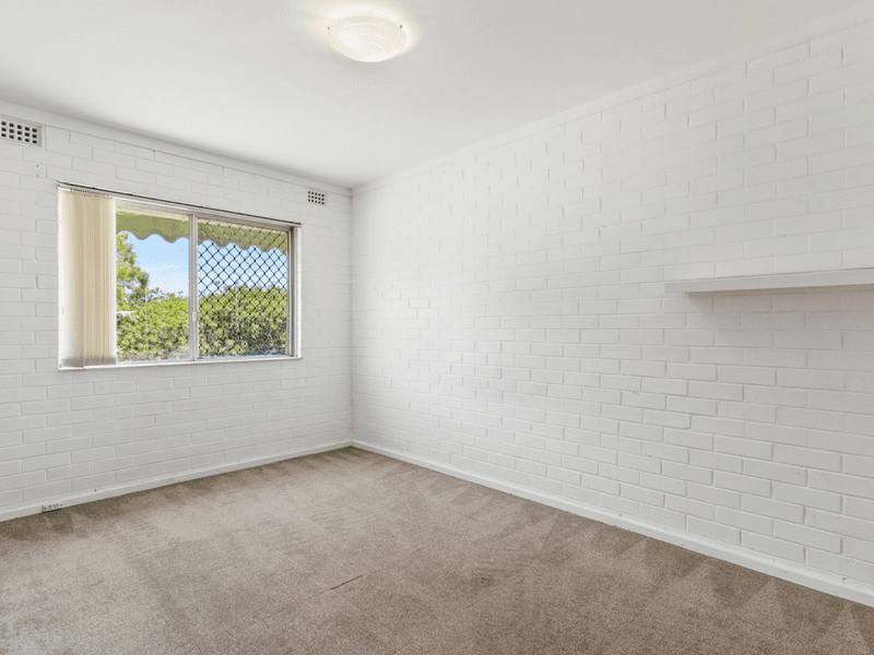 4/5 Hillside Crescent, MAYLANDS, WA 6051