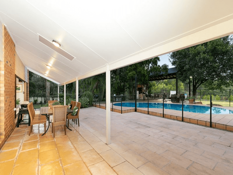 169 Warriewood Street, CHANDLER, QLD 4155