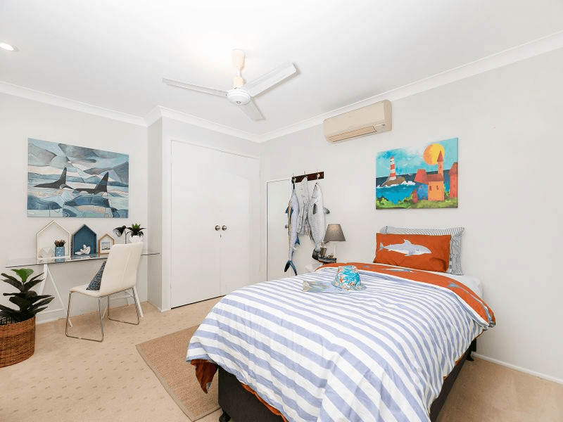 169 Warriewood Street, CHANDLER, QLD 4155