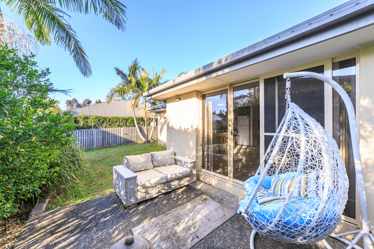 4 Icefire Lane, COOMERA WATERS, QLD 4209