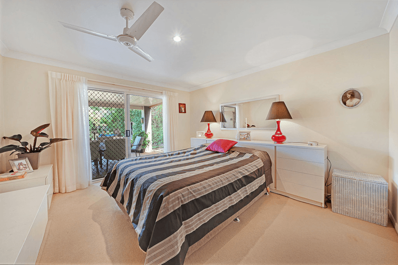 6 Highbridge Rise, MUDGEERABA, QLD 4213