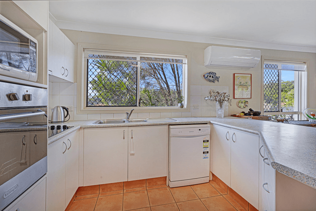 6 Highbridge Rise, MUDGEERABA, QLD 4213