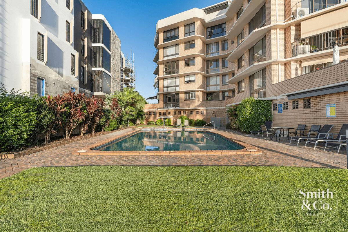 3/8 Paradise Parade, Paradise Point, QLD 4216