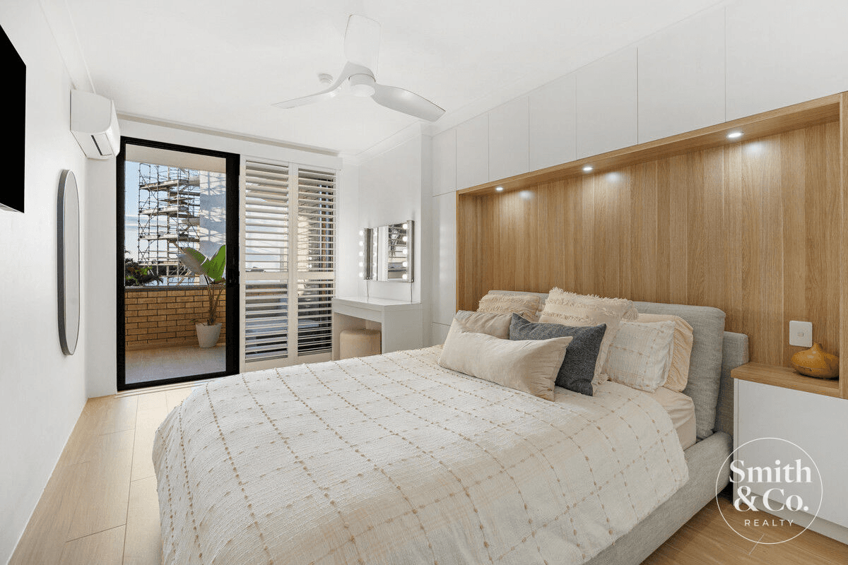 3/8 Paradise Parade, Paradise Point, QLD 4216