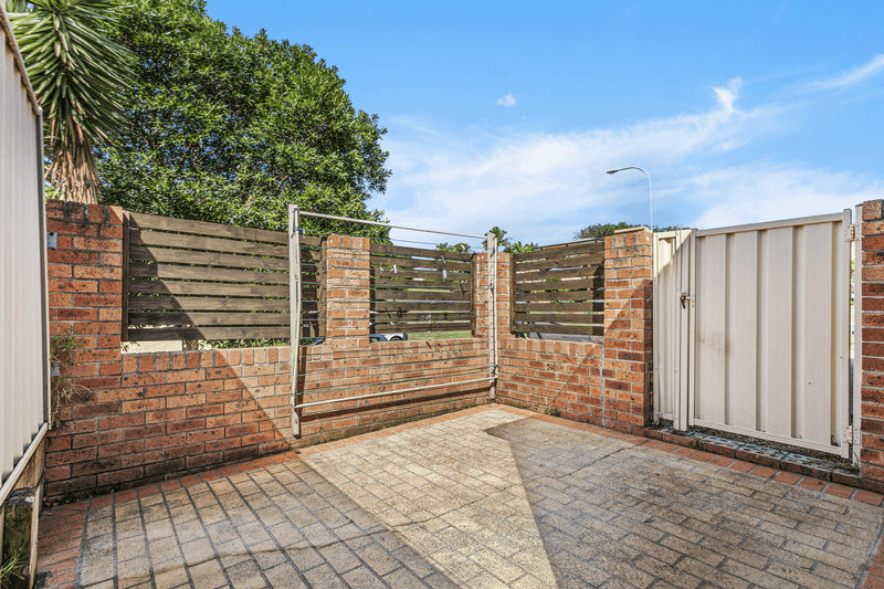 2/3 Wallaby Street, BLACKBUTT, NSW 2529