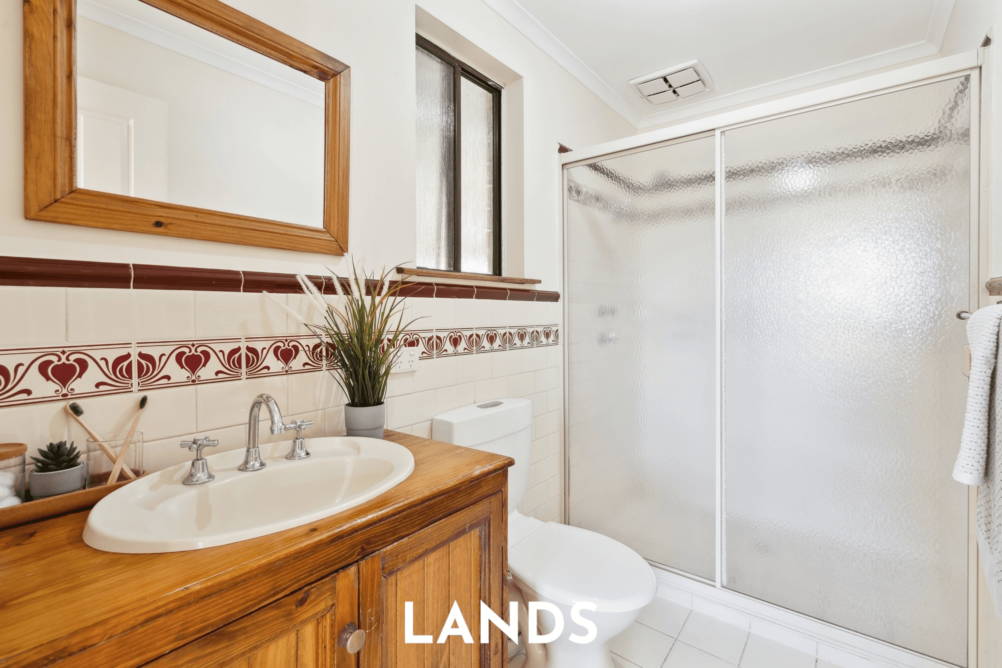 11 Kalmia Court, Hallett Cove, SA 5158