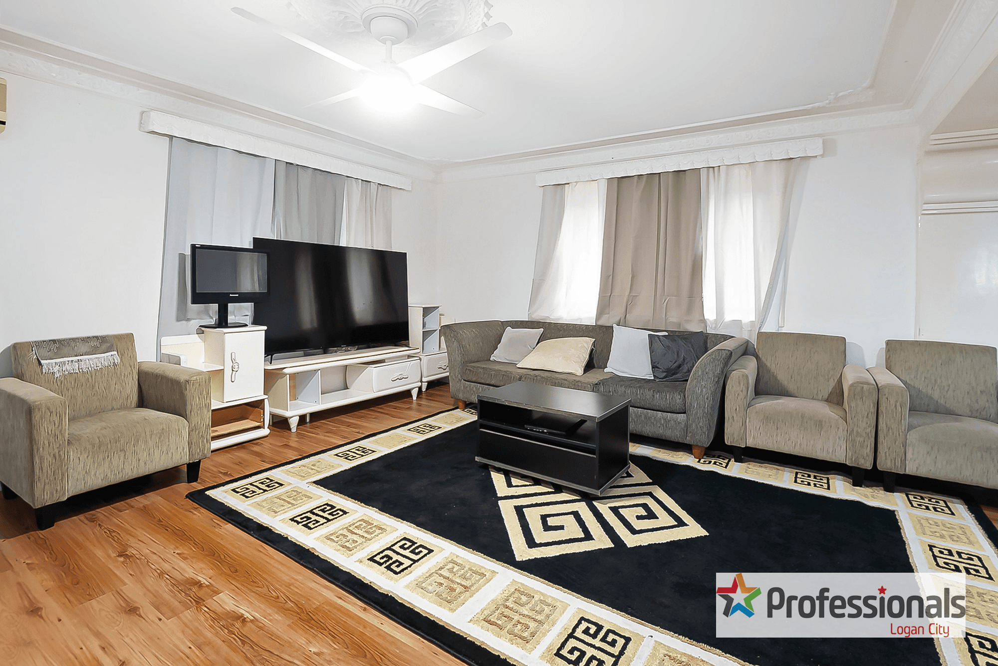 73 Christopher Street, SLACKS CREEK, QLD 4127