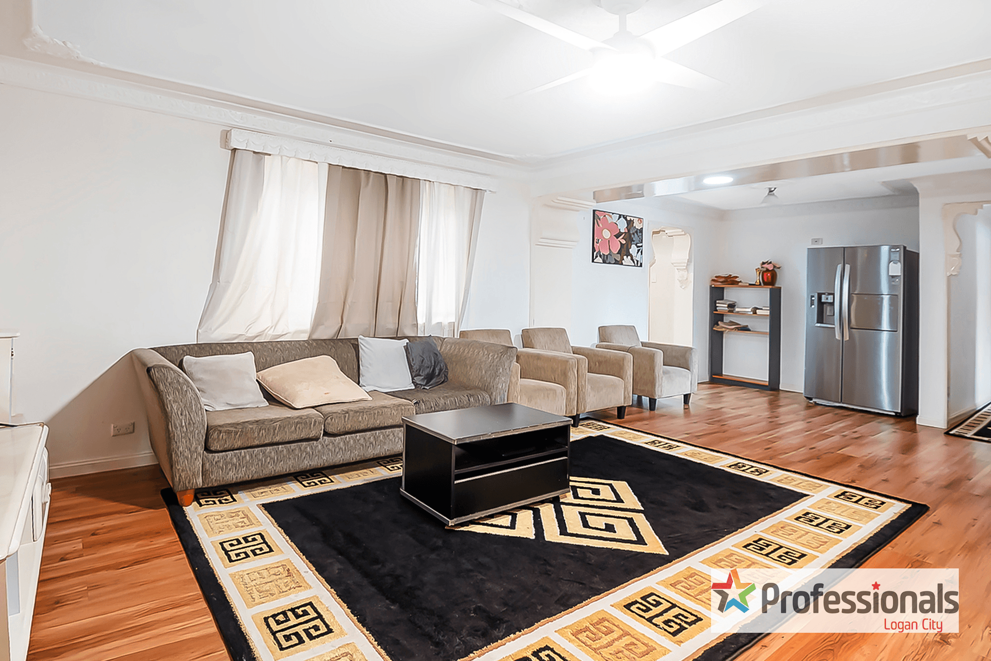 73 Christopher Street, SLACKS CREEK, QLD 4127