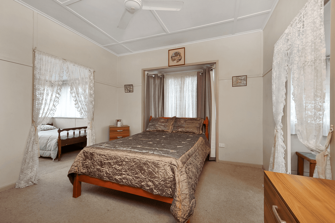 43 Thompson Street, PARK AVENUE, QLD 4701